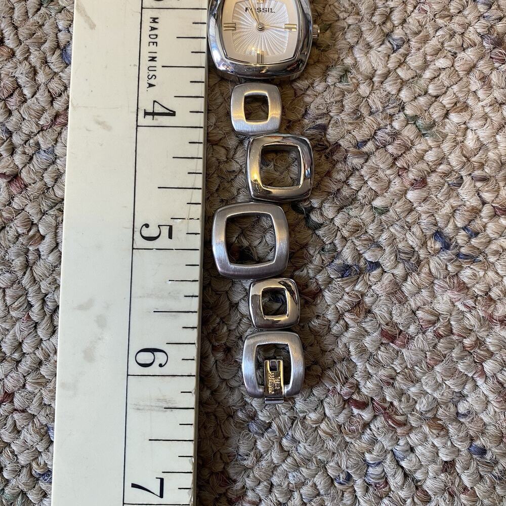 Vintage Fossil ES Women Wrist Watch SilverTone Stainless Steel 6” Bracelet 11109 - Picture 7 of 7